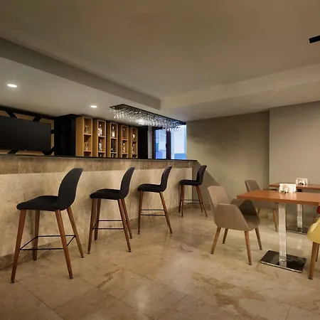 Hotel Ramada Encore By Wyndham Gebze
