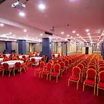 Отель Ramada Encore By Wyndham 3*