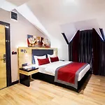 Ramada Encore By Wyndham Гебзе