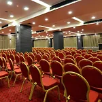 Ramada Encore By Wyndham Отель
