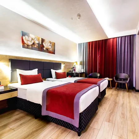 Ramada Encore By Wyndham Hotel 3*