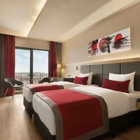 Ramada Encore By Wyndham Hotel 3*