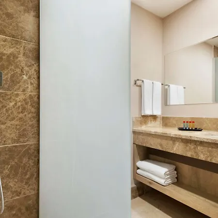 Ramada Encore By Wyndham جبز