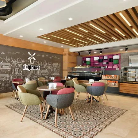 Hotel Ramada Encore By Wyndham