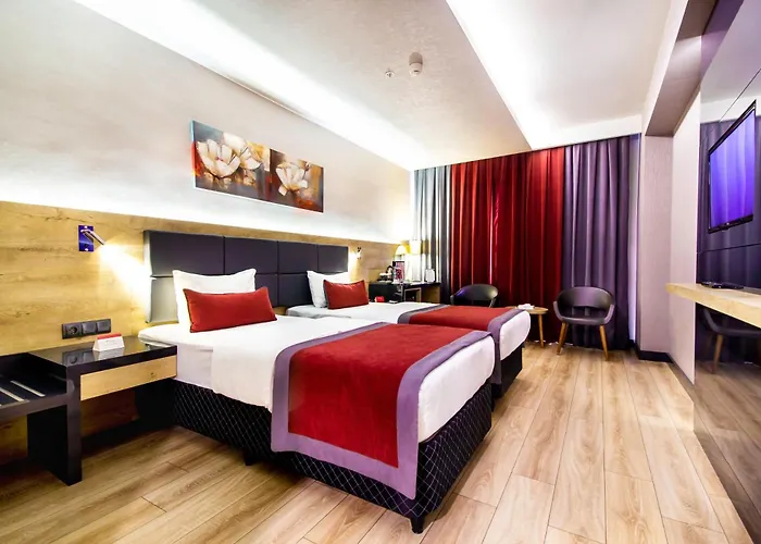 Ramada Encore By Wyndham Отель 3*