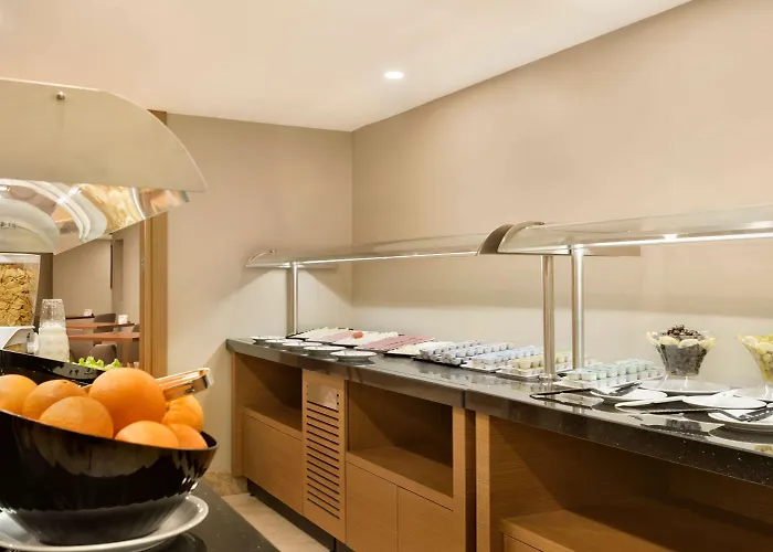 Ramada Encore By Wyndham Отель 3*