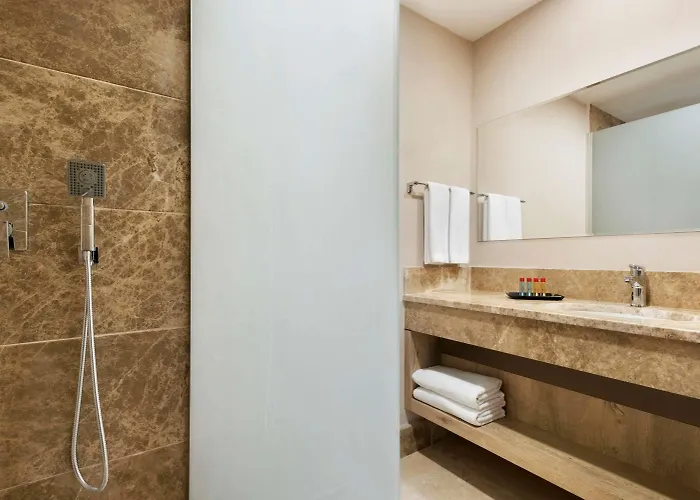 Ramada Encore By Wyndham Отель 3*